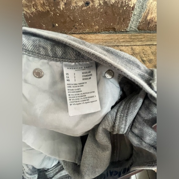 American Eagle 90’s Straight jeans Size 2 - Picture 4 of 4